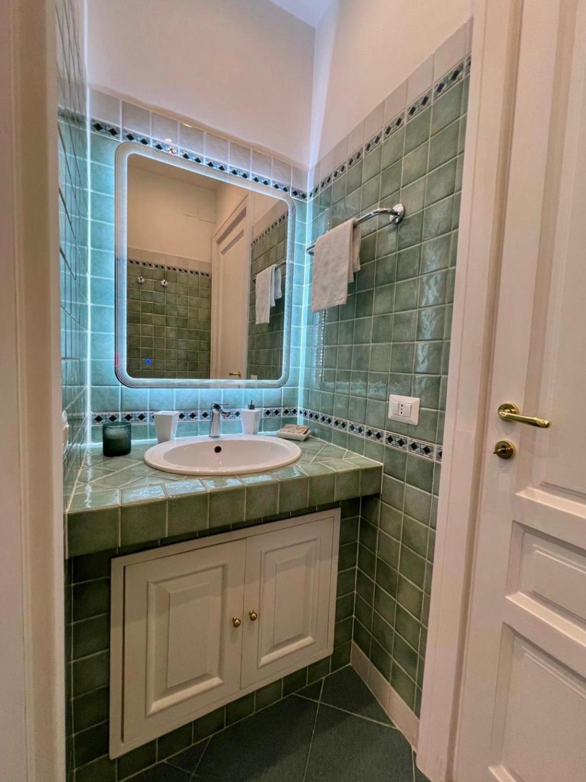 Domus Dolce Vita - Apartment โรม ภายนอก รูปภาพ